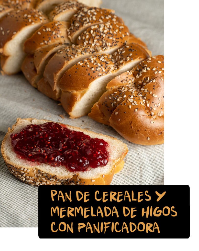 Pan de cerealas y mermelada de higos con panificadora