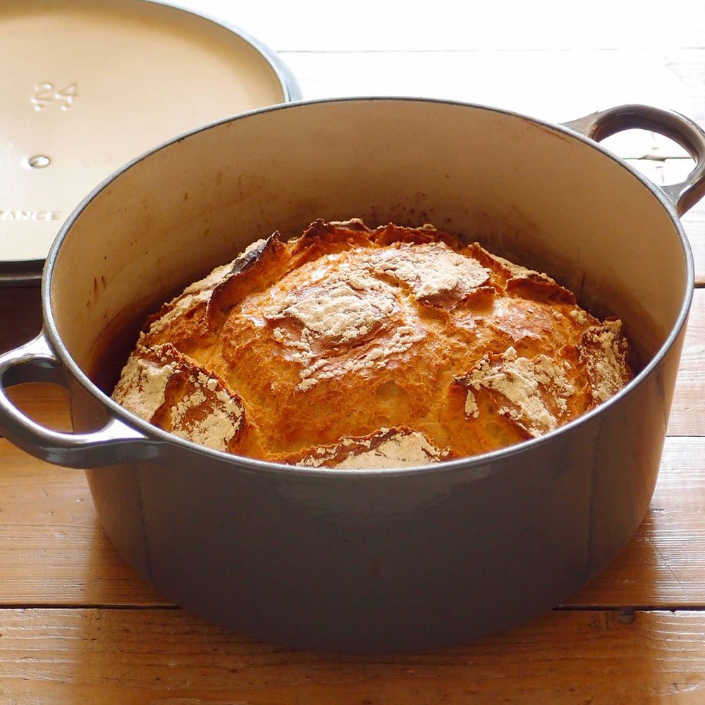 Pan de masa vieja a la cazuela