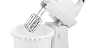 Amasadora Becken BHMB3134 con bol giratorio de 3,2 litros y varillas de acero inoxidable, ideal para repostería casera.